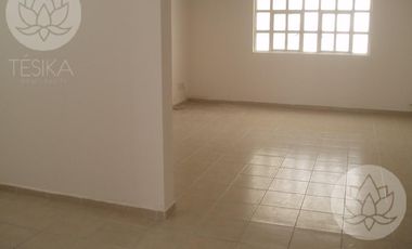 VENTA DE PLAZA COMERCIAL EN METEPEC TOTALMENTE RENTADA, ESTADO DE MÉXICO