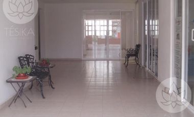 VENTA DE PLAZA COMERCIAL EN METEPEC TOTALMENTE RENTADA, ESTADO DE MÉXICO