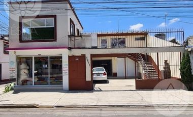 VENTA DE PLAZA COMERCIAL EN METEPEC TOTALMENTE RENTADA, ESTADO DE MÉXICO