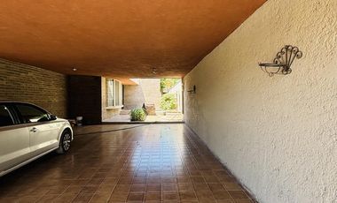 Vendo Casa de 1Piso con 1,700 mts Terreno al Norte de Saltillo