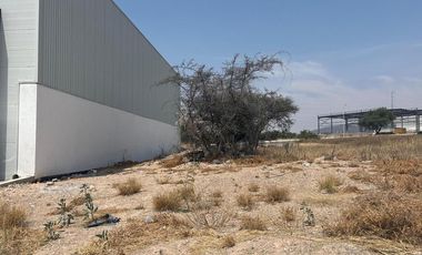 Magnífica bodega en Santiago de Querétaro. Sup. 465 m2