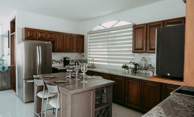 Casa - Fraccionamiento Jardines del Lago