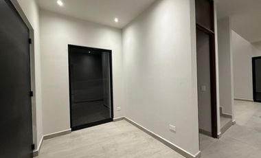 Casa en Fraccionamiento Bosques de las Misiones