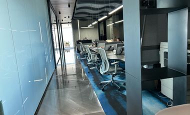 Oficina en   veta en el lujoso corporativo C&C Country club