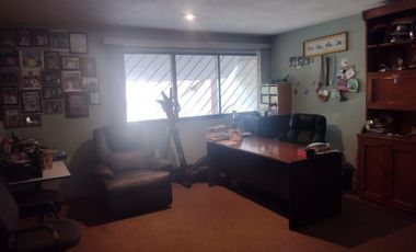 CASA EN DESNIVELES DE 3 PISOS, HACIENDA OJO DE AGUA SUP. 525 MTS