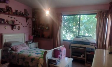 CASA EN DESNIVELES DE 3 PISOS, HACIENDA OJO DE AGUA SUP. 525 MTS