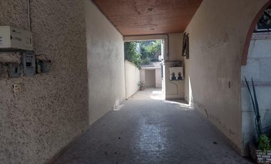 CASA EN DESNIVELES DE 3 PISOS, HACIENDA OJO DE AGUA SUP. 525 MTS