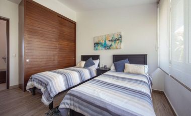 Residencia 5 Recámaras en Punta Cala – El Tigre Golf Club | Amueblada, Alberca Privada, Paneles Solares y Vista al Campo de Golf