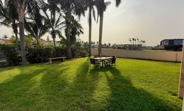 EL DORADO, Casa en VENTA con ALBERCA, acceso a río, 4 recámaras, sala de TV, vigilancia