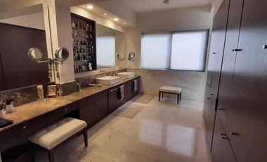 EL DORADO, Casa en VENTA con ALBERCA, acceso a río, 4 recámaras, sala de TV, vigilancia