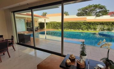 EL DORADO, Casa en VENTA con ALBERCA, acceso a río, 4 recámaras, sala de TV, vigilancia