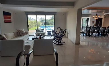 EL DORADO, Casa en VENTA con ALBERCA, acceso a río, 4 recámaras, sala de TV, vigilancia