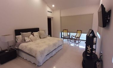 EL DORADO, Casa en VENTA con ALBERCA, acceso a río, 4 recámaras, sala de TV, vigilancia