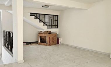 CASA USADA EN VENTA, LOMAS DE LAS ESTRELLAS, COL. LOMAS RESIDENCIAL, PACHUCA, HGO.