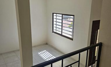 CASA USADA EN VENTA, LOMAS DE LAS ESTRELLAS, COL. LOMAS RESIDENCIAL, PACHUCA, HGO.