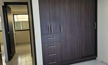 CASA USADA EN VENTA, LOMAS DE LAS ESTRELLAS, COL. LOMAS RESIDENCIAL, PACHUCA, HGO.