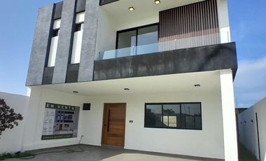 CASA en VENTA - LOMAS DEL DORADO