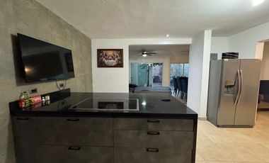 Casa en Venta Cumbres Élite