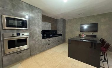Casa en Venta Cumbres Élite