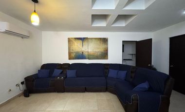 Casa en Venta Cumbres Élite