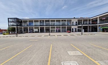 VENTA | RENTA Local Comercial u Oficina de 32 obra gris con 20 m2 terraza