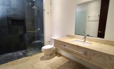 Amplio Penthouse en Venta en Temozón Norte, Amenidades de Lujo