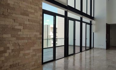 Amplio Penthouse en Venta en Temozón Norte, Amenidades de Lujo