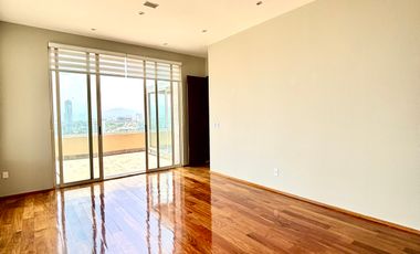 REAL de la CUMBRE en BOSQUE REAL