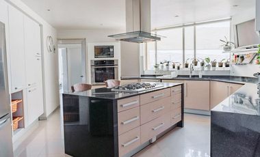 Departamento en Venta Piso Alto en Frondoso Lomas Country