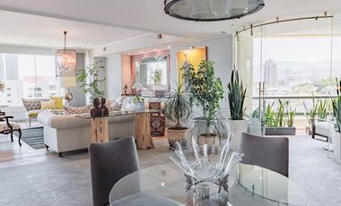 Departamento en Venta Piso Alto en Frondoso Lomas Country