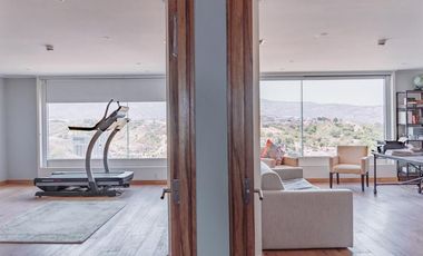 Departamento en Venta Piso Alto en Frondoso Lomas Country