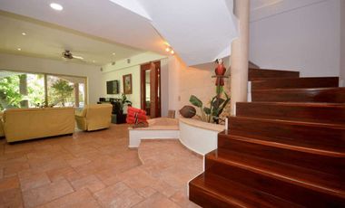 CASA DUPLEX DE 6 RECÁMARAS, CERCA DE LA PLAYA