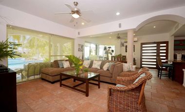 CASA DUPLEX DE 6 RECÁMARAS, CERCA DE LA PLAYA