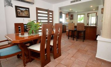 CASA DUPLEX DE 6 RECÁMARAS, CERCA DE LA PLAYA