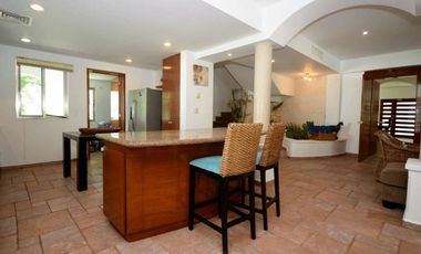 CASA DUPLEX DE 6 RECÁMARAS, CERCA DE LA PLAYA