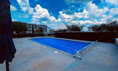 Depa de Lujo 1er Piso, en Venta en El Refugio, Querétaro