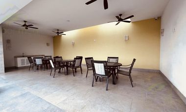 Depa de Lujo 1er Piso, en Venta en El Refugio, Querétaro