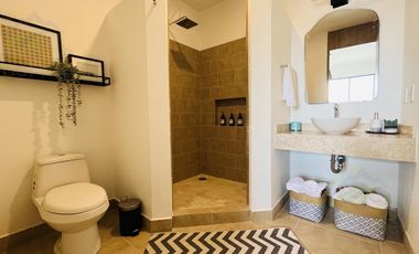 Depa de Lujo 1er Piso, en Venta en El Refugio, Querétaro