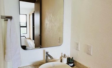 Depa de Lujo 1er Piso, en Venta en El Refugio, Querétaro