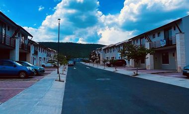 Depa de Lujo 1er Piso, en Venta en El Refugio, Querétaro