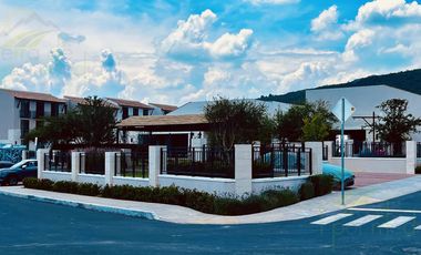 Depa de Lujo 1er Piso, en Venta en El Refugio, Querétaro