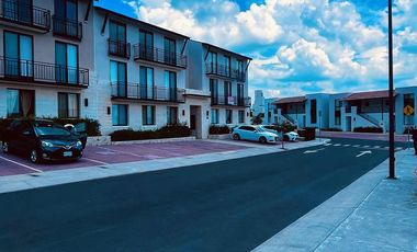 Depa de Lujo 1er Piso, en Venta en El Refugio, Querétaro