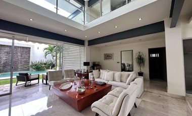 Casa en Fraccionamiento Villas del Lago