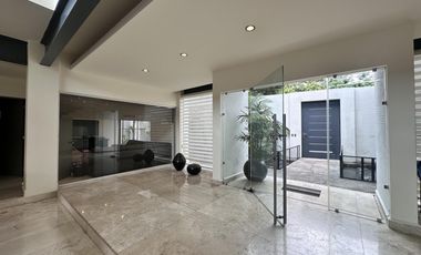 Casa en Fraccionamiento Villas del Lago