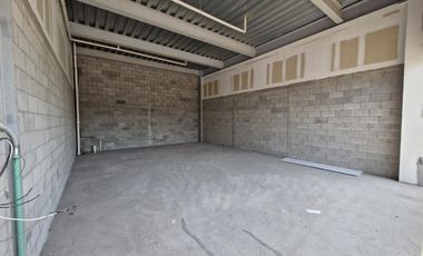 VENTA | RENTA Local Comercial, Servicios u Oficina  de 76.68 m2 obra gris