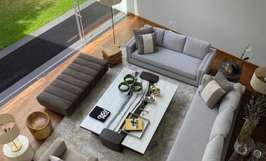 Residencia de lujo del Arq. Farré a la venta en Pedregal .