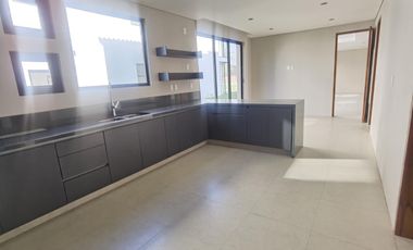 Casa lista para estrear en Residencial