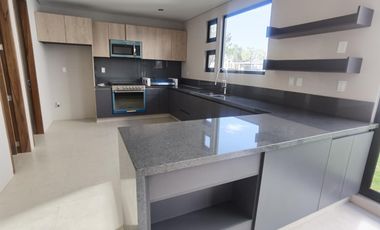 Casa lista para estrear en Residencial