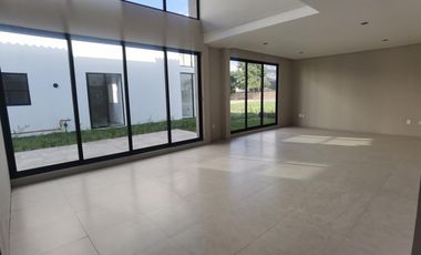Casa lista para estrear en Residencial