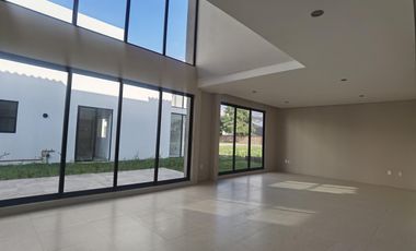 Casa lista para estrear en Residencial